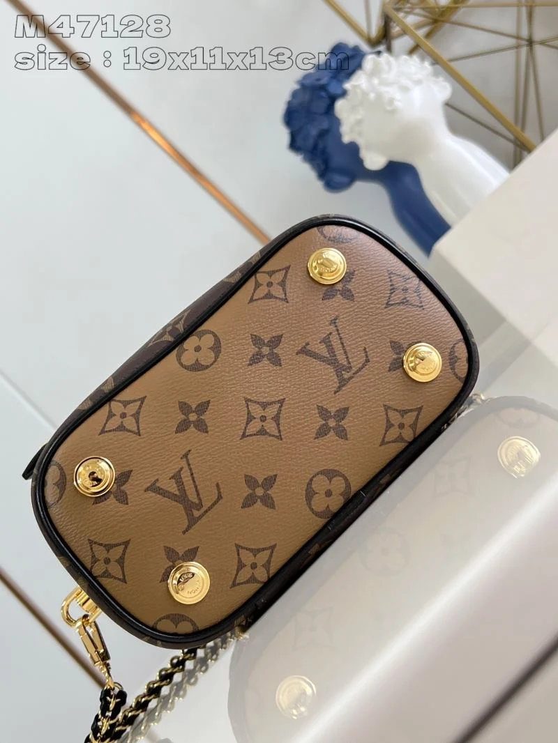 Timeless Louis Vuitton Cosmetic Bags 49347