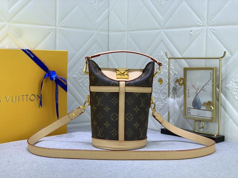 Lightweight Louis Vuitton Cosmetic Bags 79883