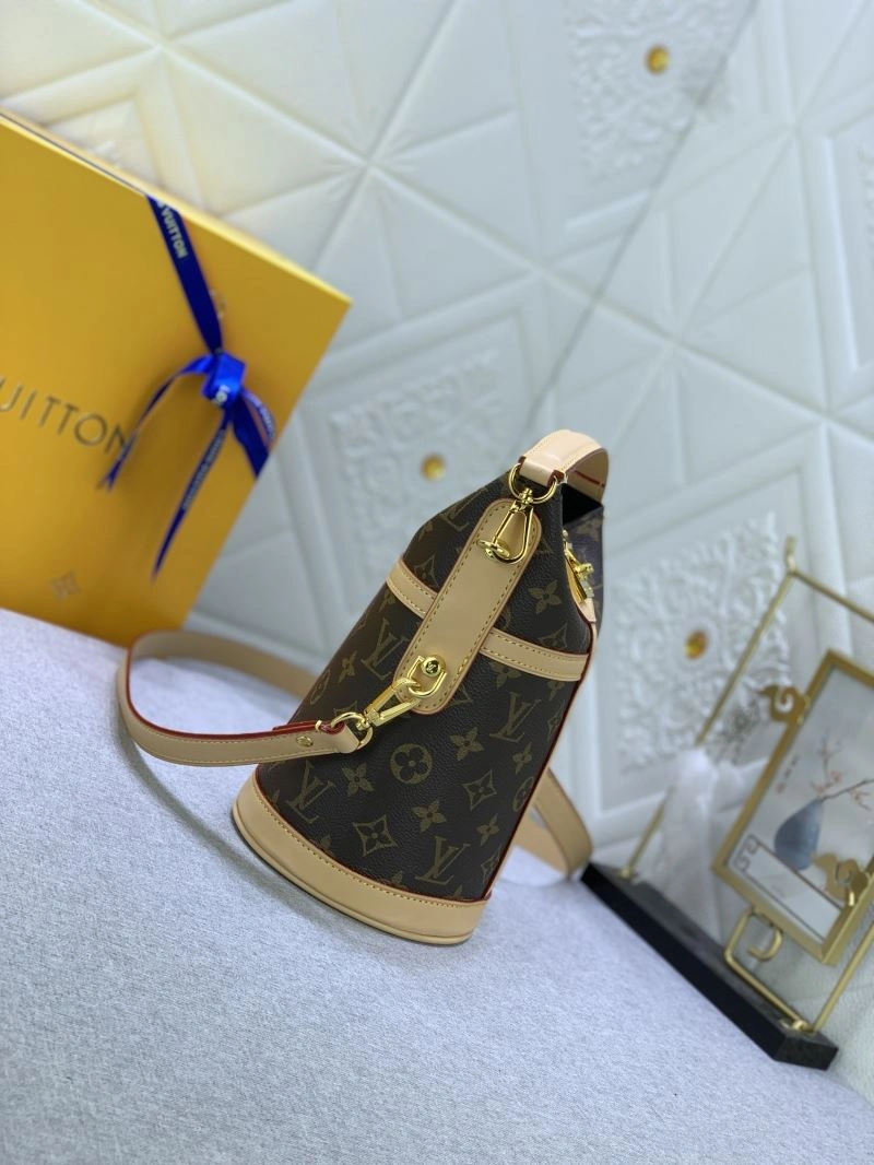 Lightweight Louis Vuitton Cosmetic Bags 79883