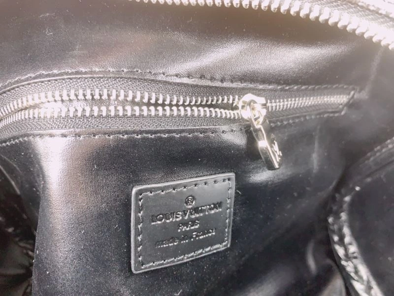 Louis Vuitton Cosmetic Bags Trendsetting 79865