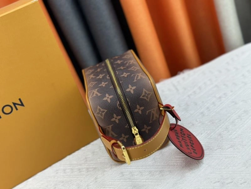 Louis Vuitton Cosmetic Bags GoAnywhere 79867