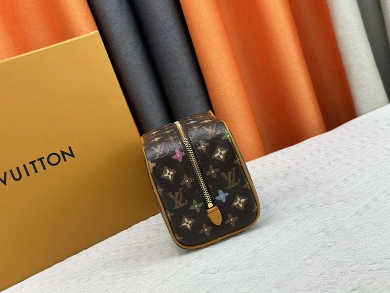 Snug Louis Vuitton Cosmetic Bags 79860