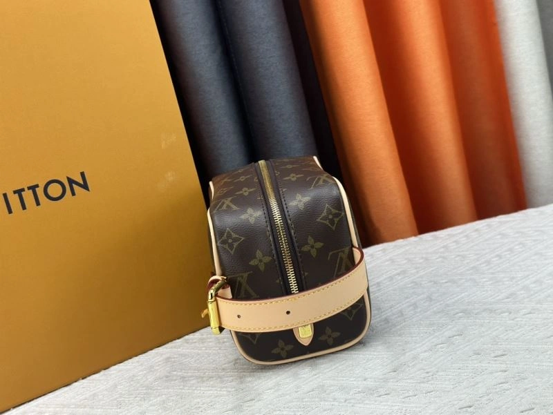 Louis Vuitton Cosmetic Bags NewStyle 79858