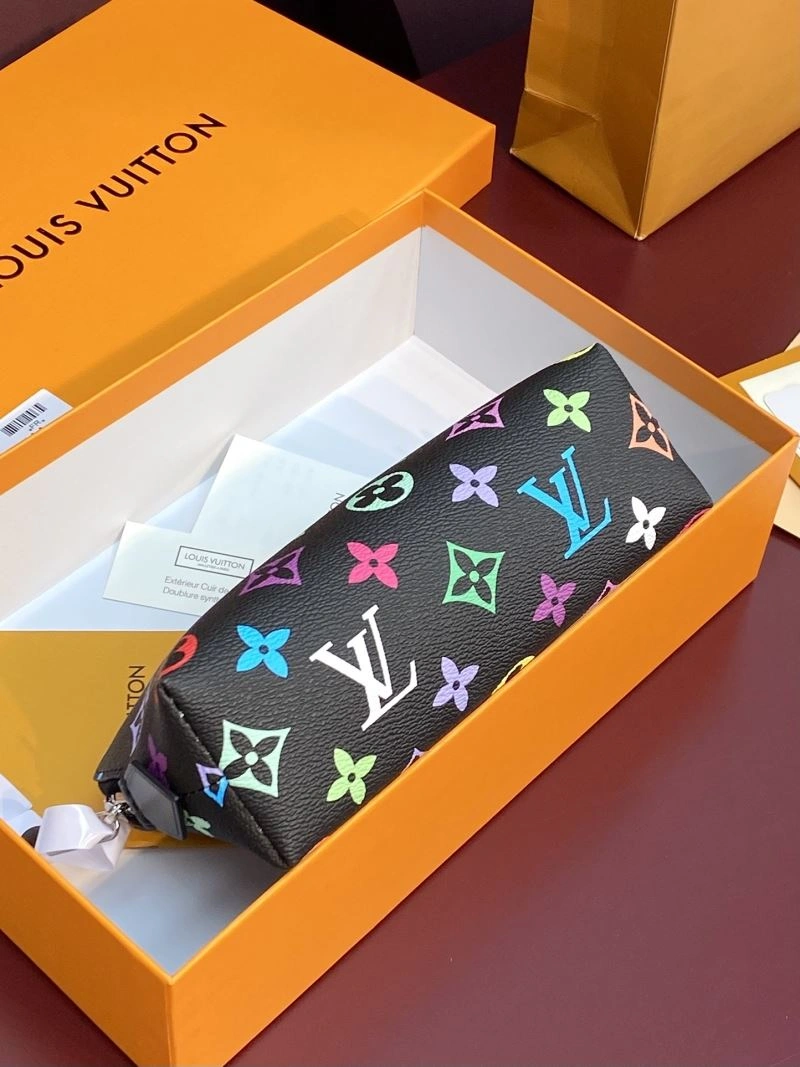 Louis Vuitton Cosmetic Bags Snug 57303