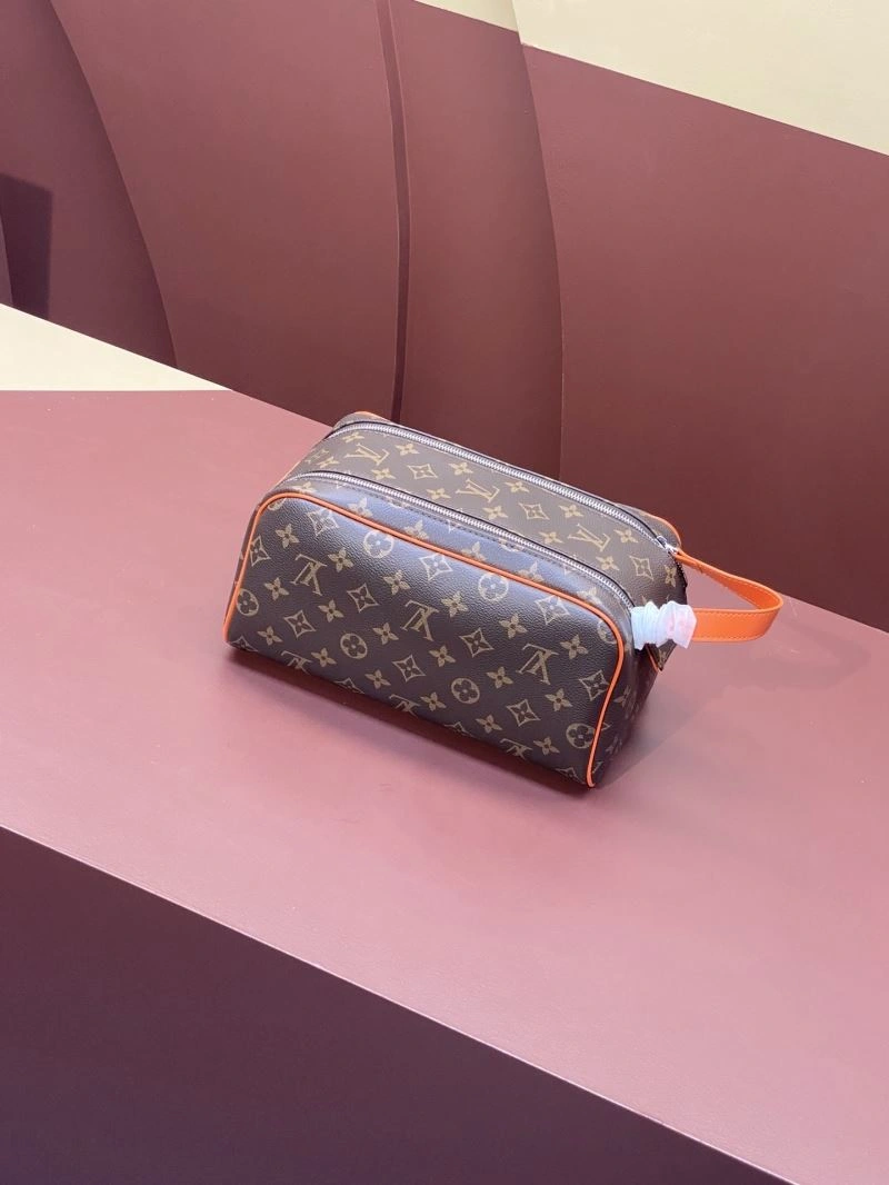 Bright Louis Vuitton Cosmetic Bags 65736