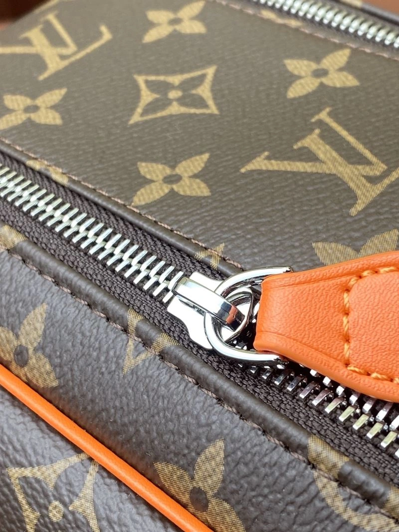Bright Louis Vuitton Cosmetic Bags 65736
