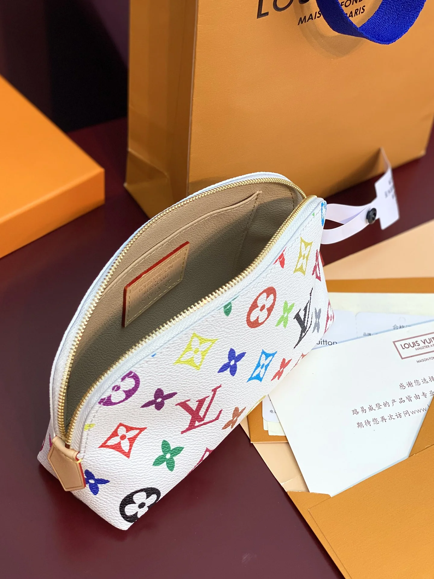 Refined Louis Vuitton Cosmetic Bags 56229