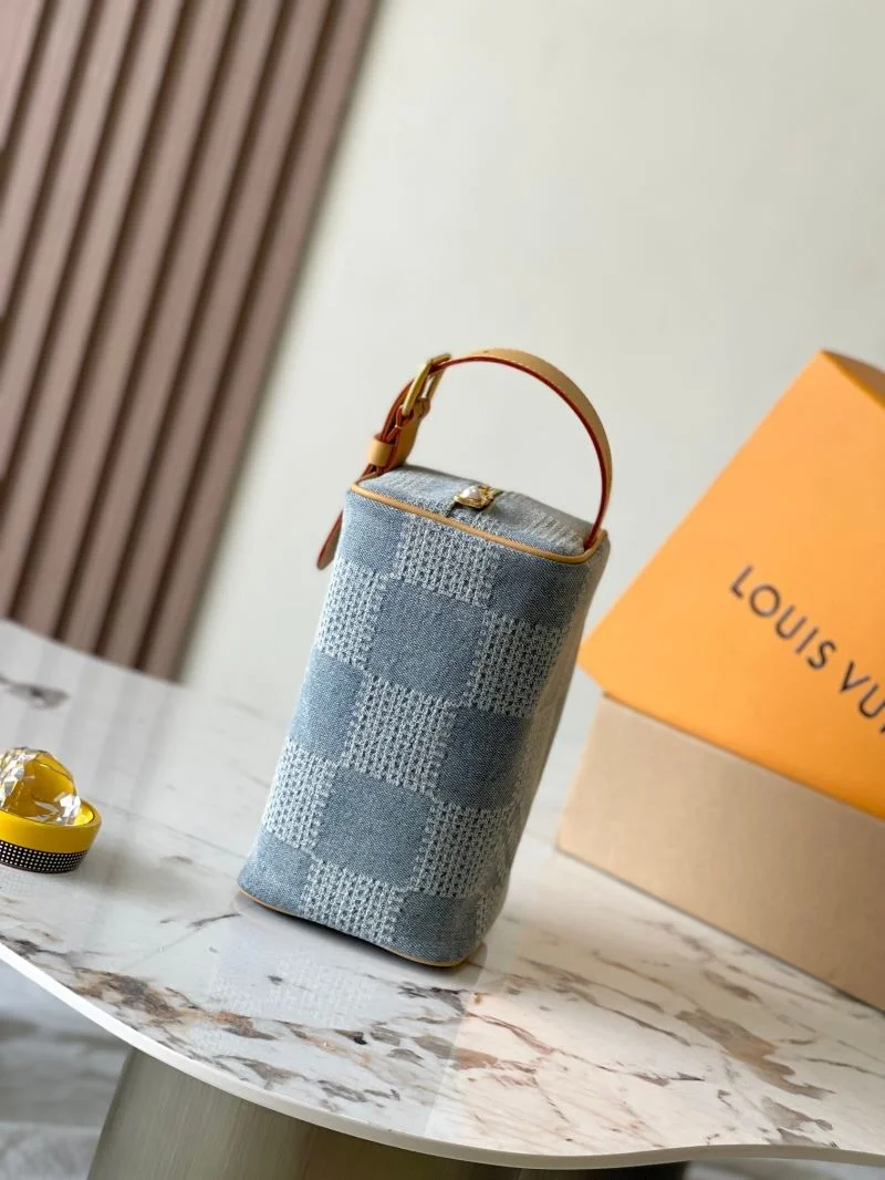 Stylish Louis Vuitton Cosmetic Bags 39751
