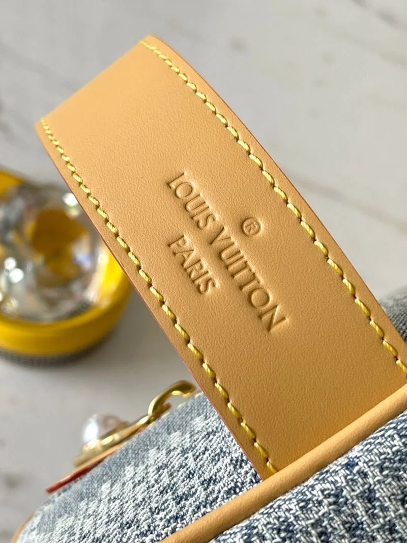 Stylish Louis Vuitton Cosmetic Bags 39751