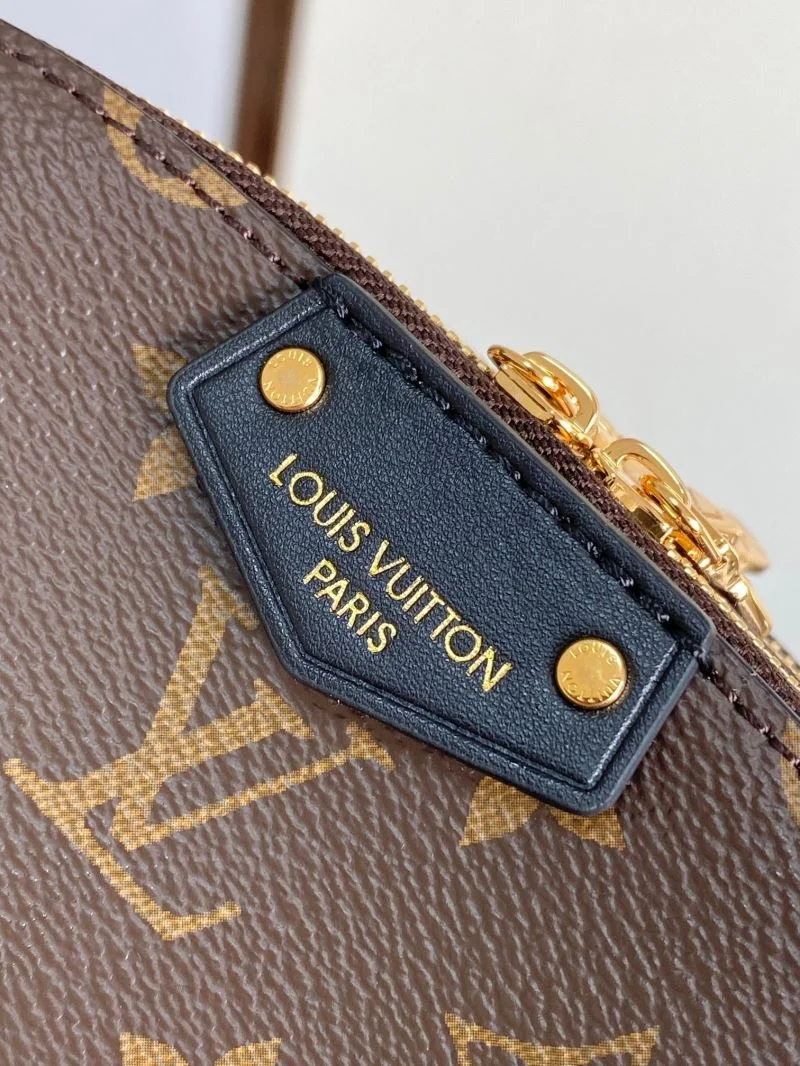 MoistureWicking Louis Vuitton Cosmetic Bags 39267