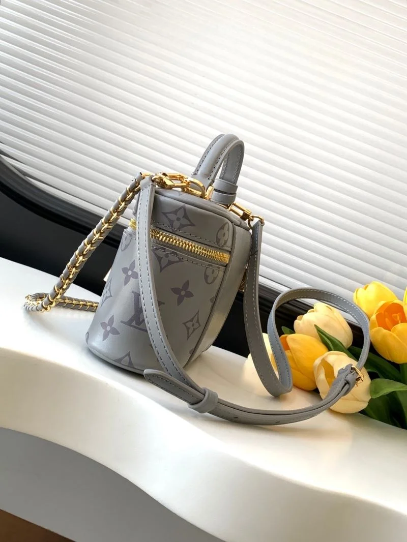 Louis Vuitton Cosmetic Bags OdorResistant 38899