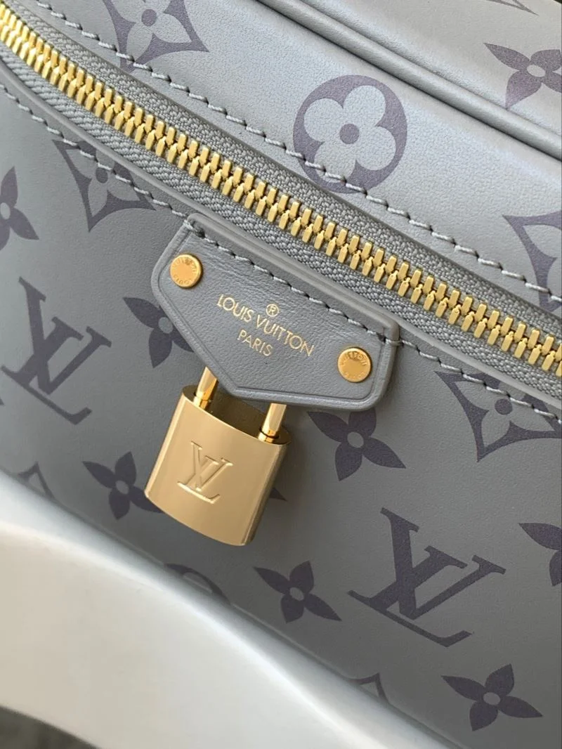 Louis Vuitton Cosmetic Bags OdorResistant 38899