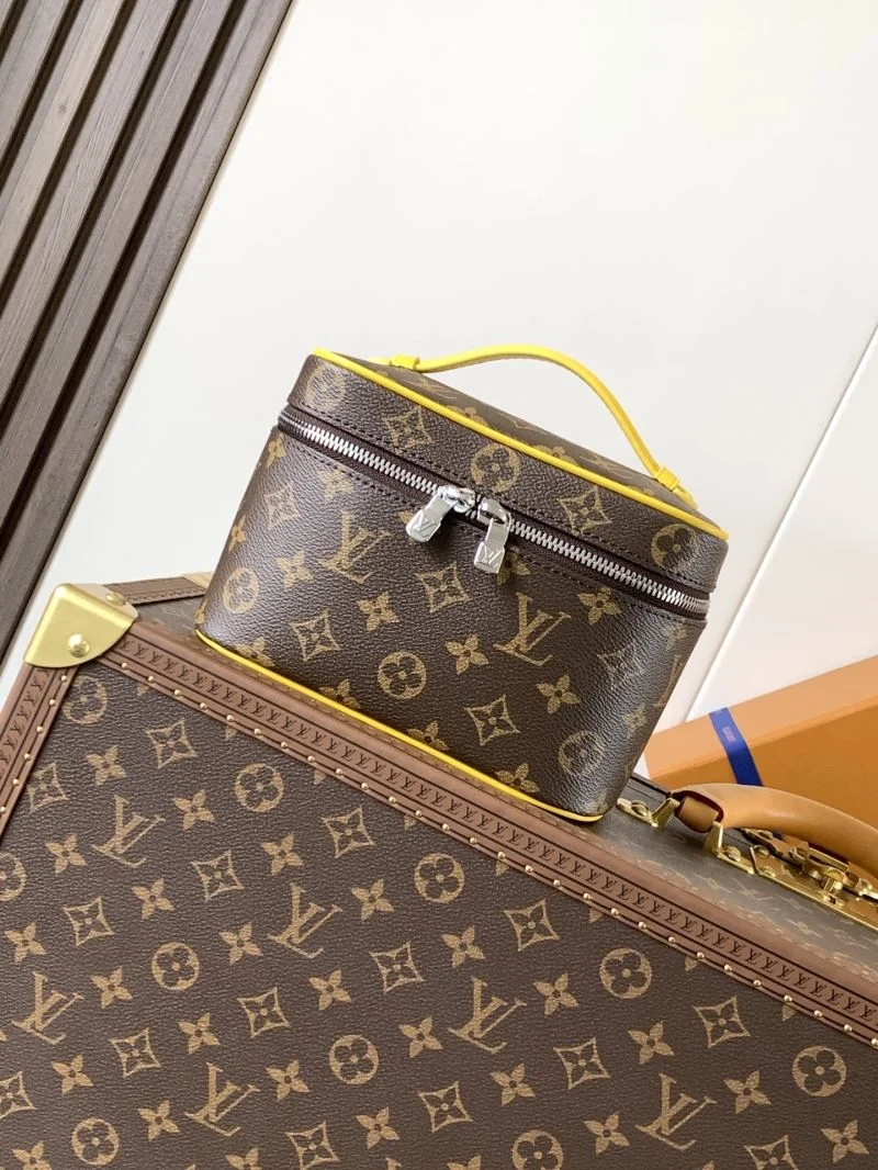 Louis Vuitton Cosmetic Bags Breathable 38916