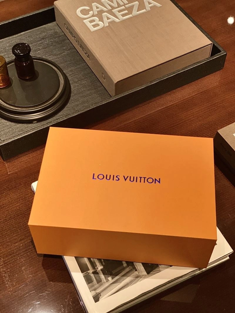 Tailored Louis Vuitton Cups 262726