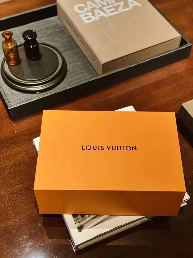 Tailored Louis Vuitton Cups 262726