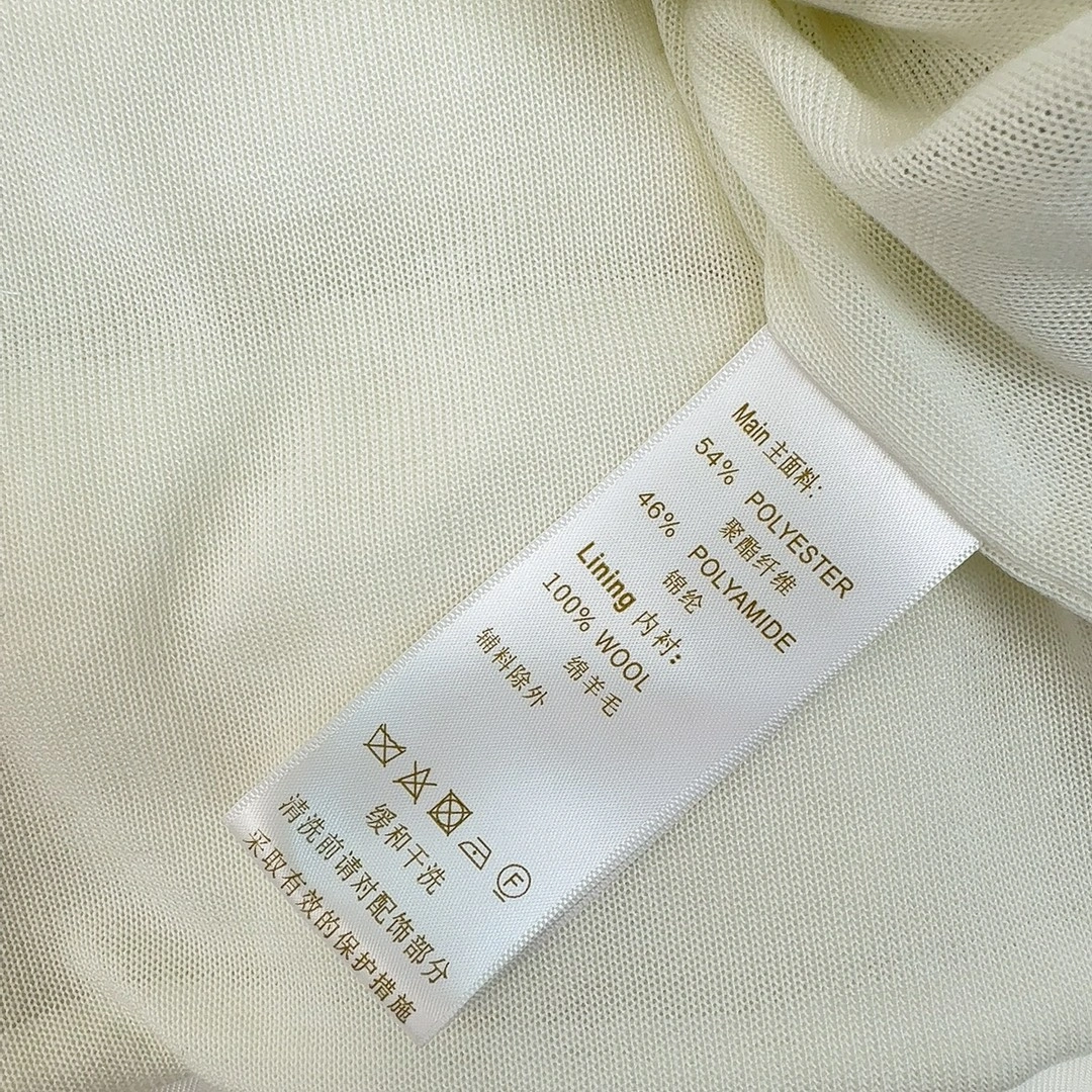 Elegant Louis Vuitton Down Jackets 139493