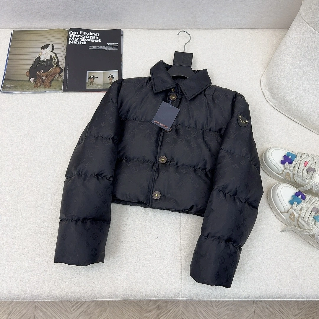 MultiPurpose Louis Vuitton Down Jackets 139485