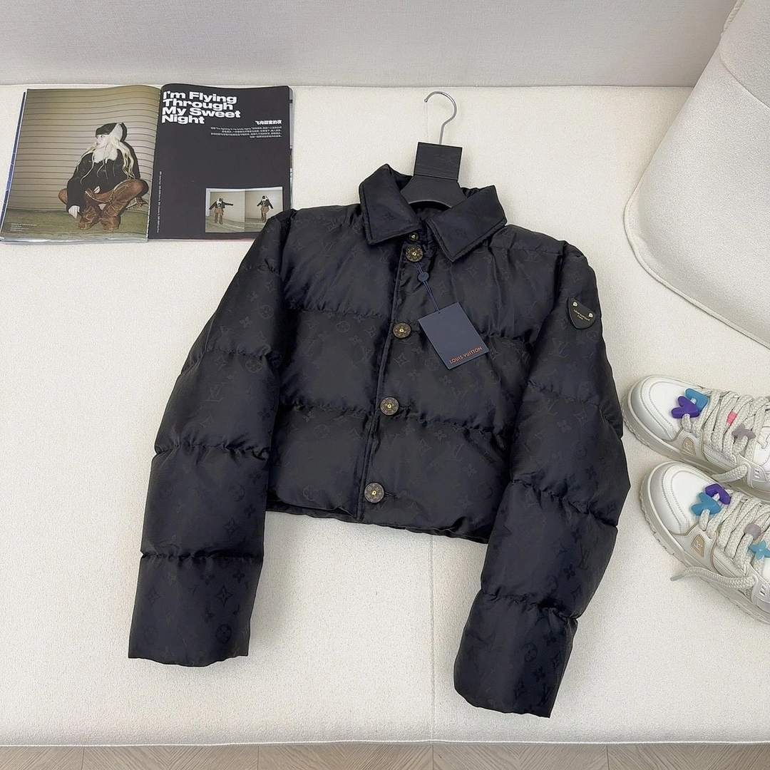 MultiPurpose Louis Vuitton Down Jackets 139485