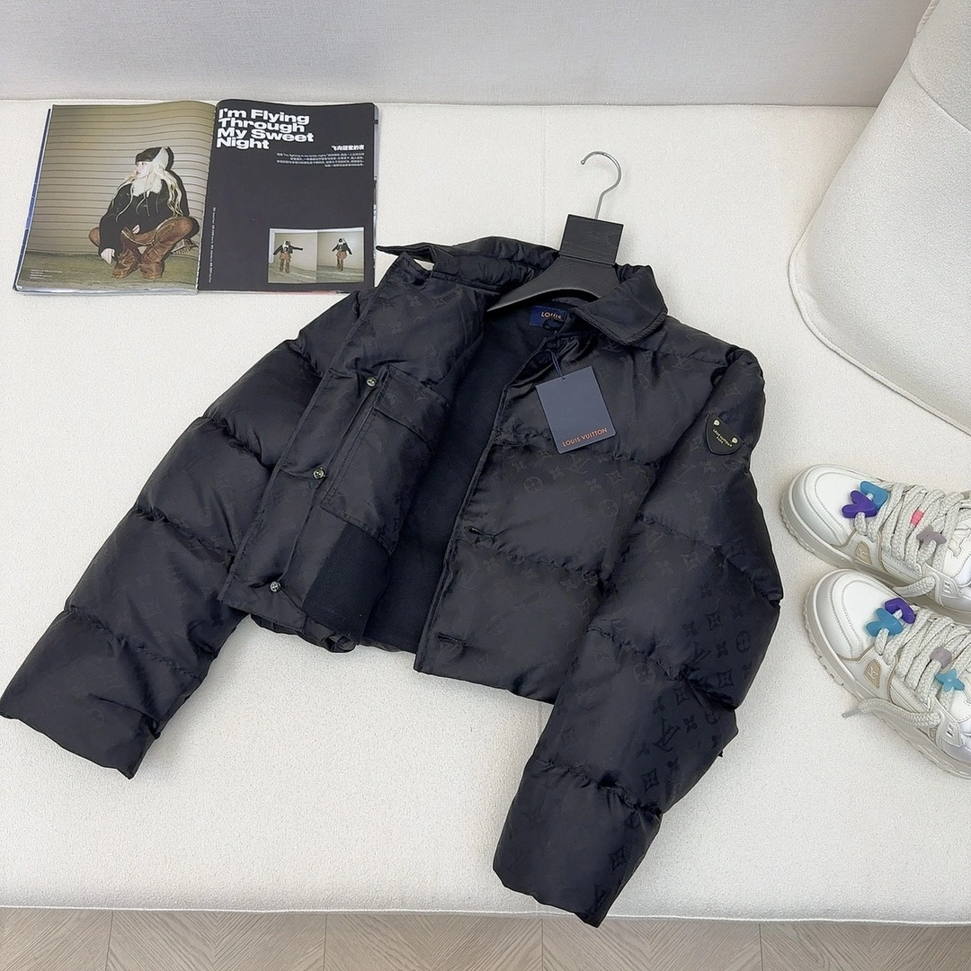 MultiPurpose Louis Vuitton Down Jackets 139485