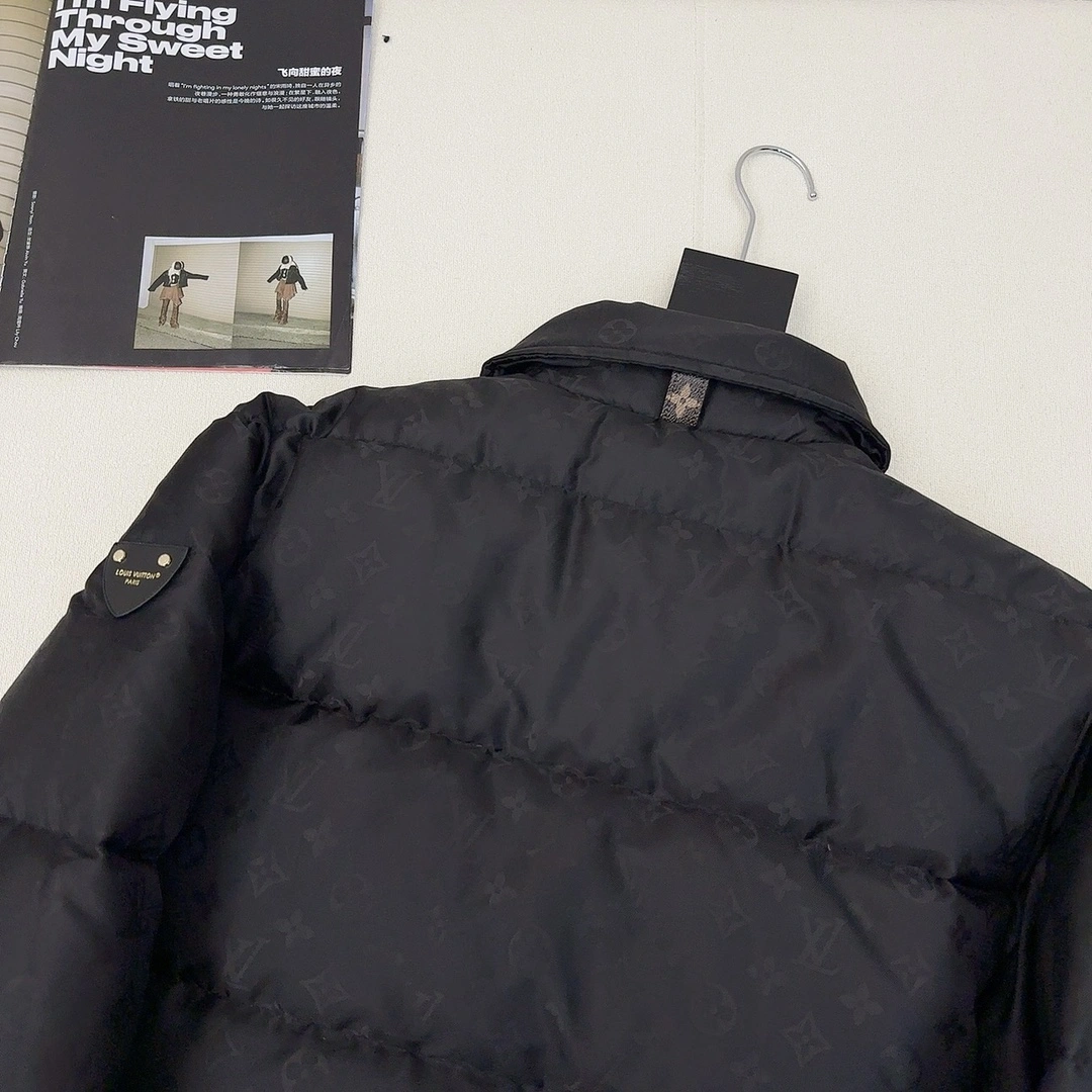 MultiPurpose Louis Vuitton Down Jackets 139485