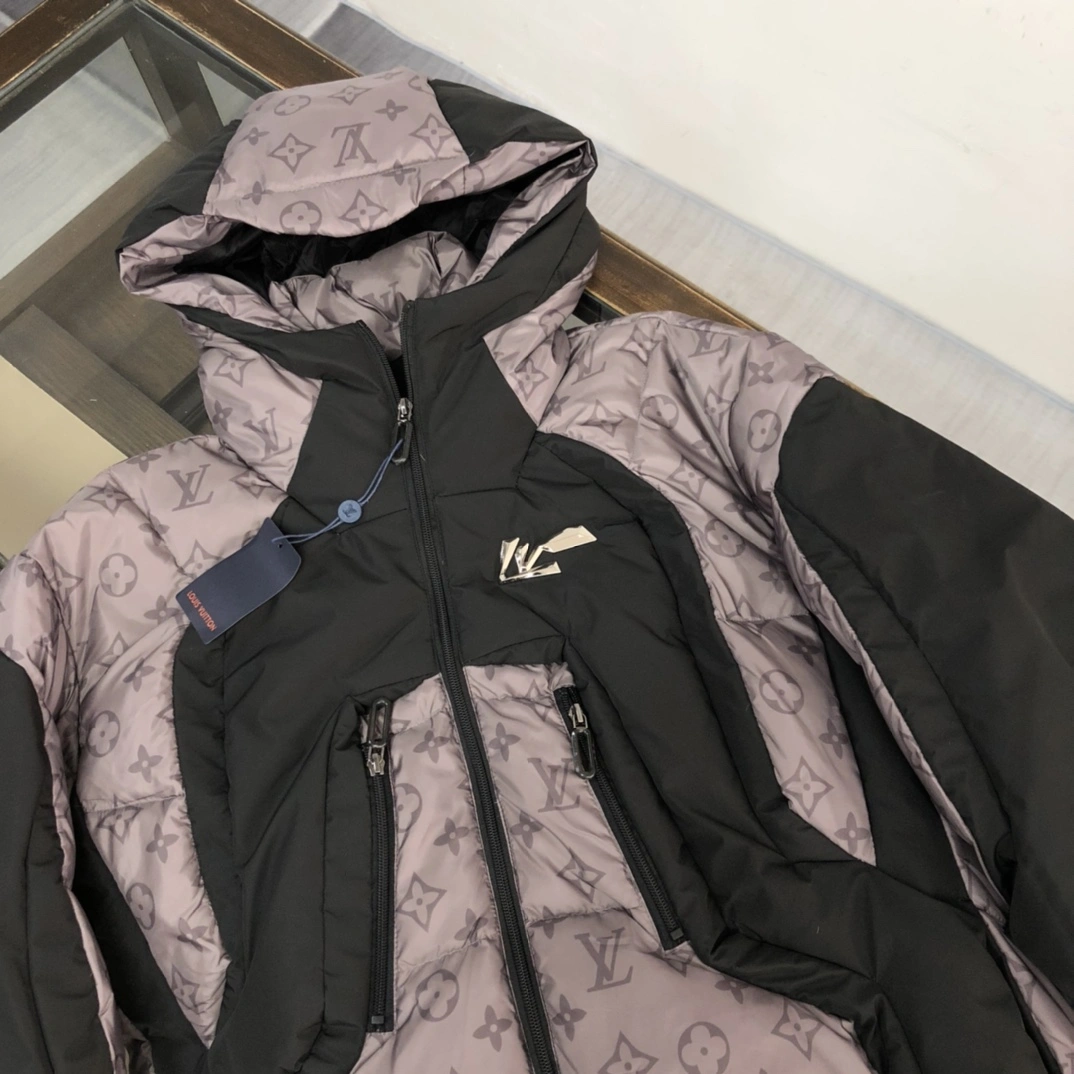Popular Louis Vuitton Down Jackets 130440