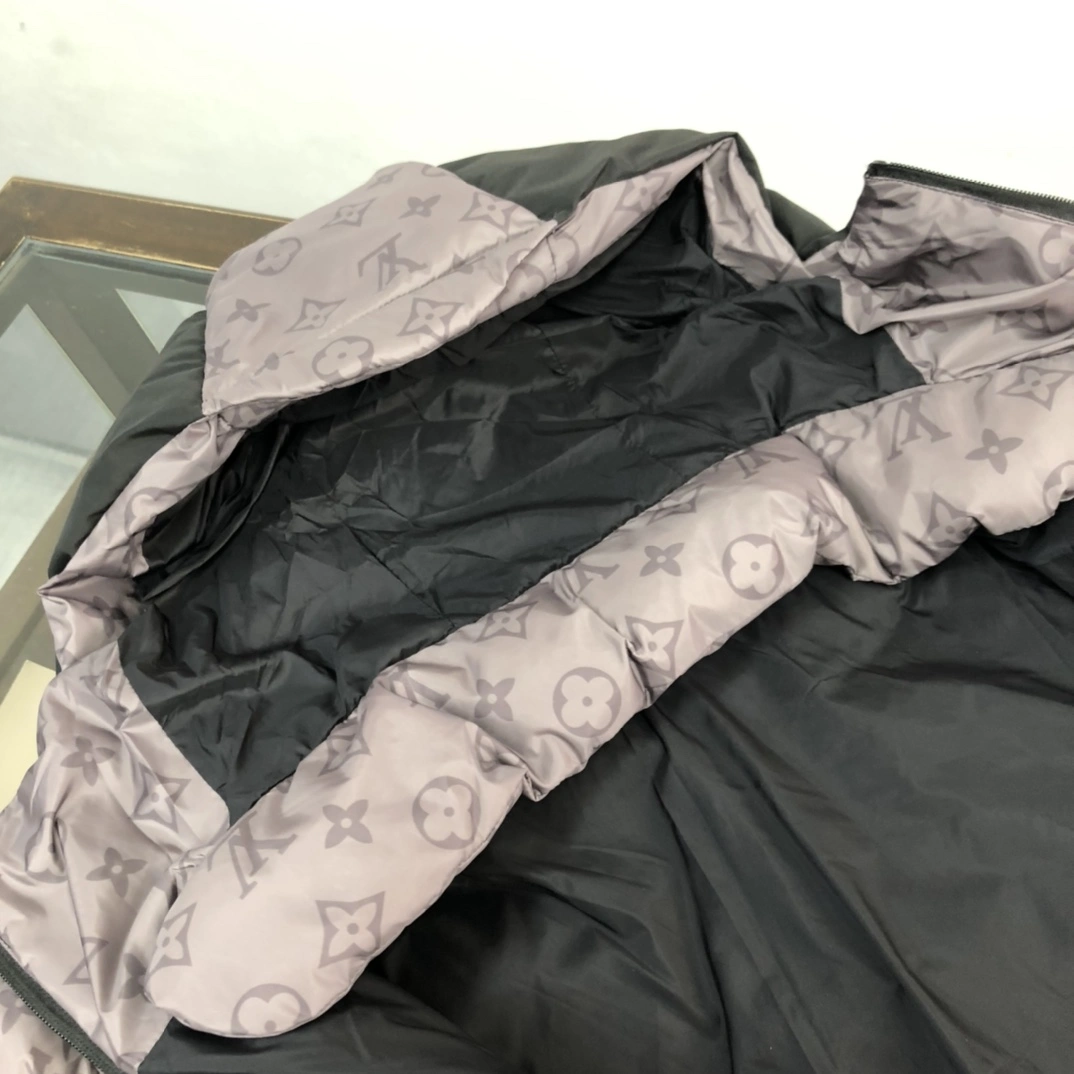 Popular Louis Vuitton Down Jackets 130440