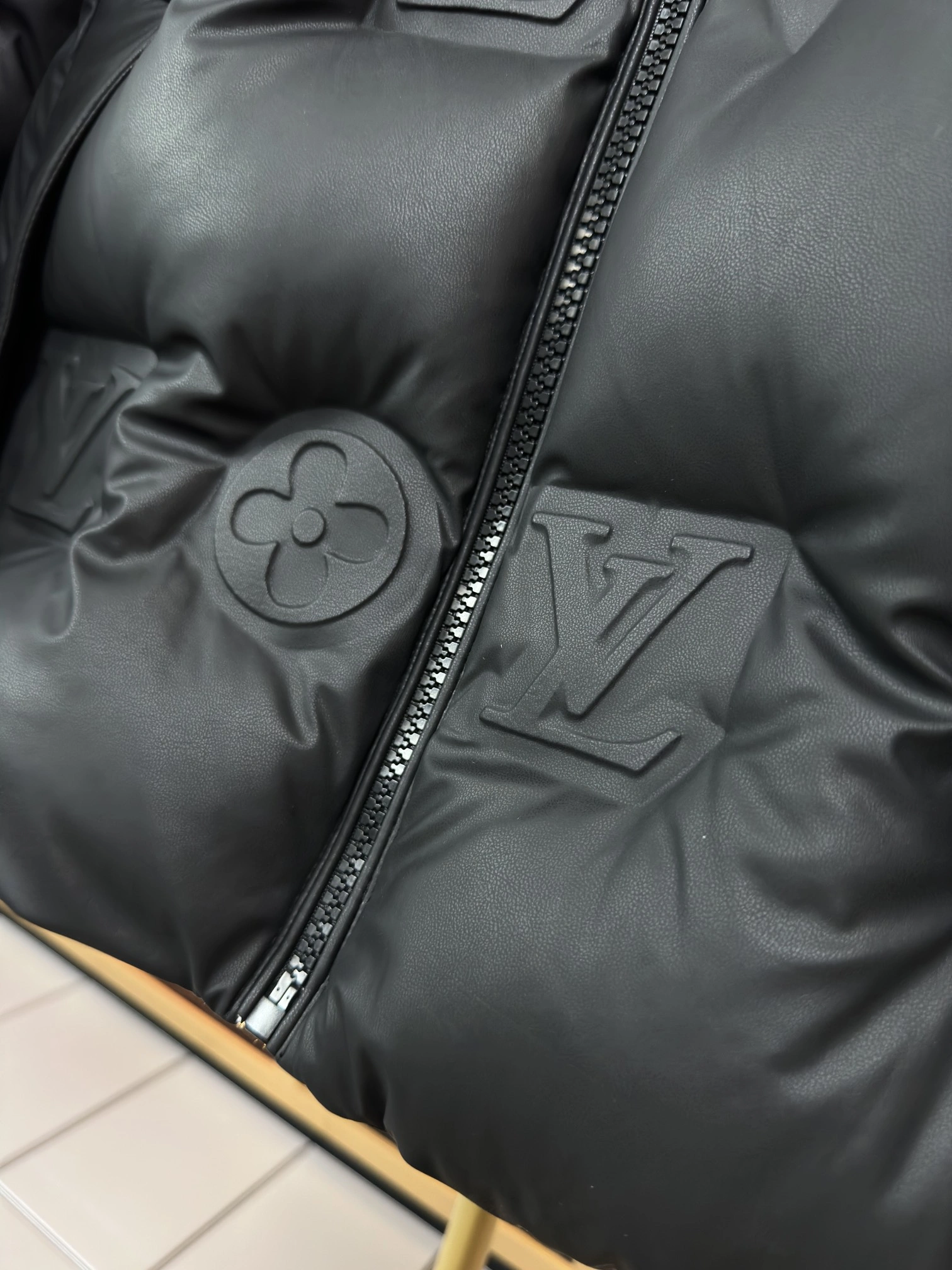 Unique Louis Vuitton Down Jackets 139486