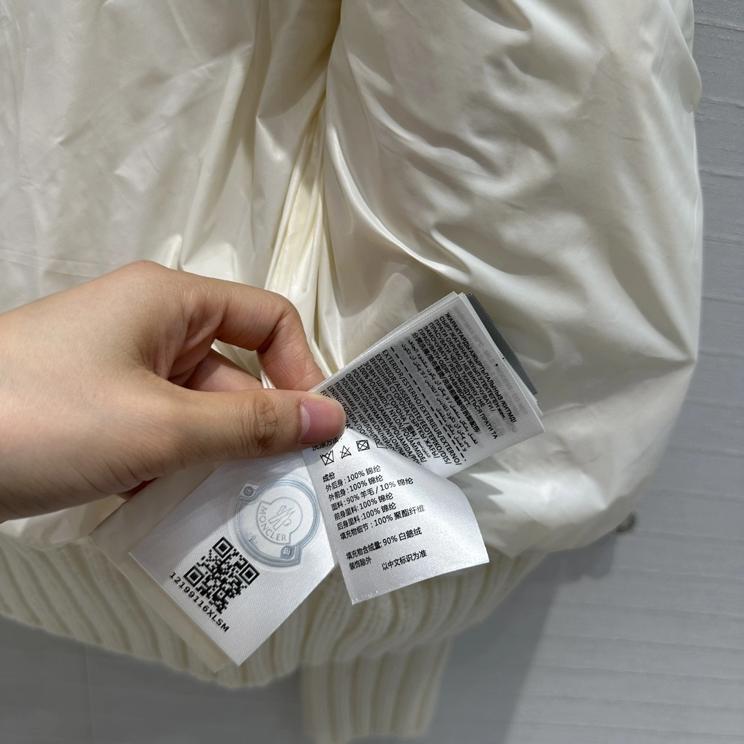 Louis Vuitton Down Jackets Lightweight 139480