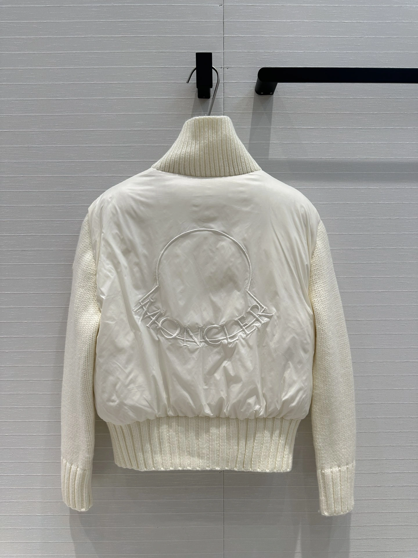 Louis Vuitton Down Jackets Lightweight 139480