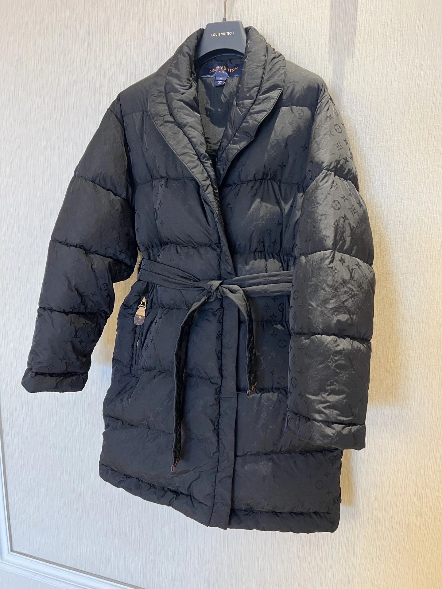 Upgraded Louis Vuitton Down Jackets 139459