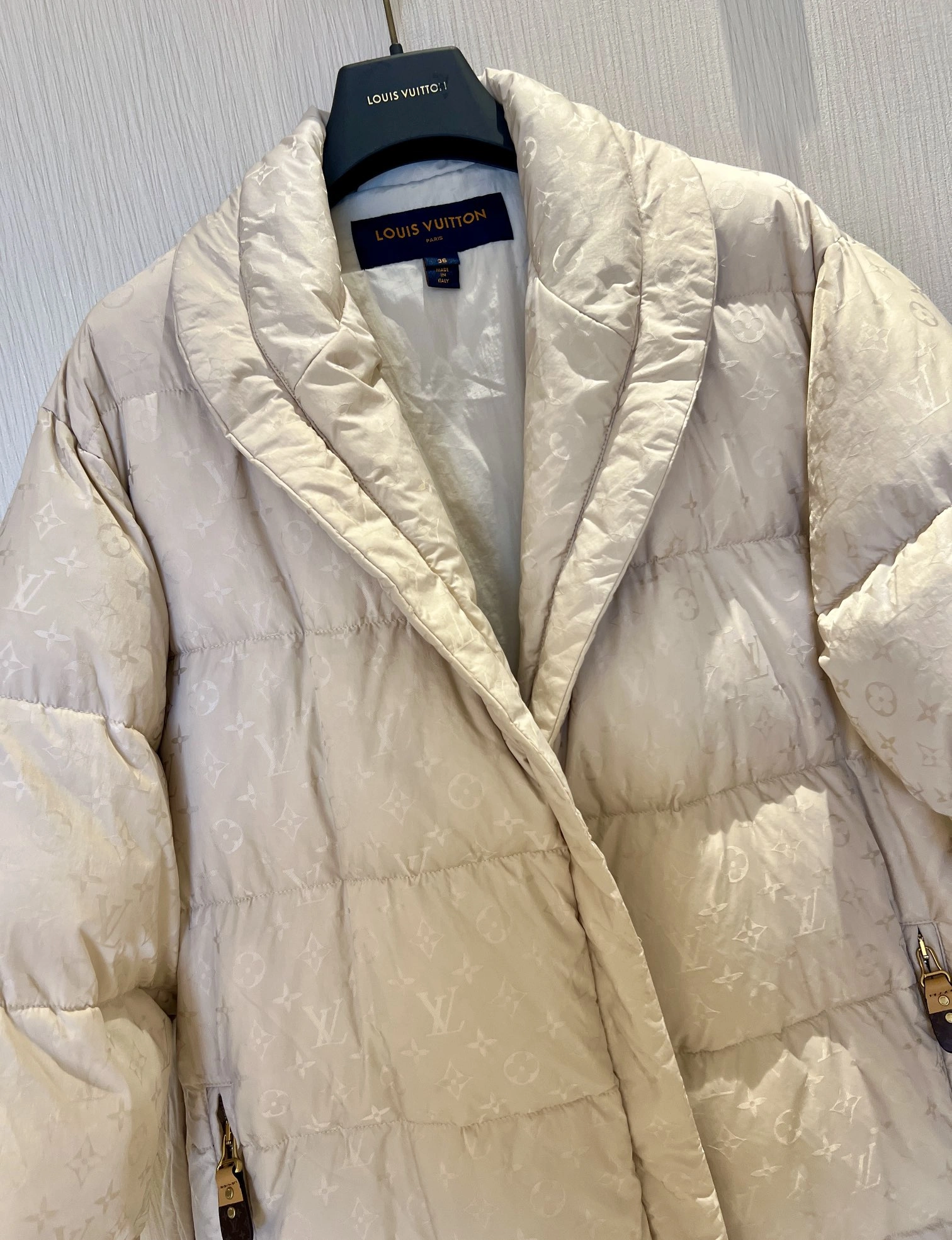 Comfortable Louis Vuitton Down Jackets 139468