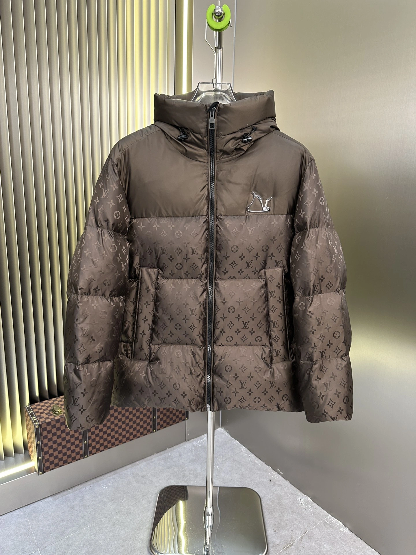 Louis Vuitton Down Jackets SmoothTexture 139461