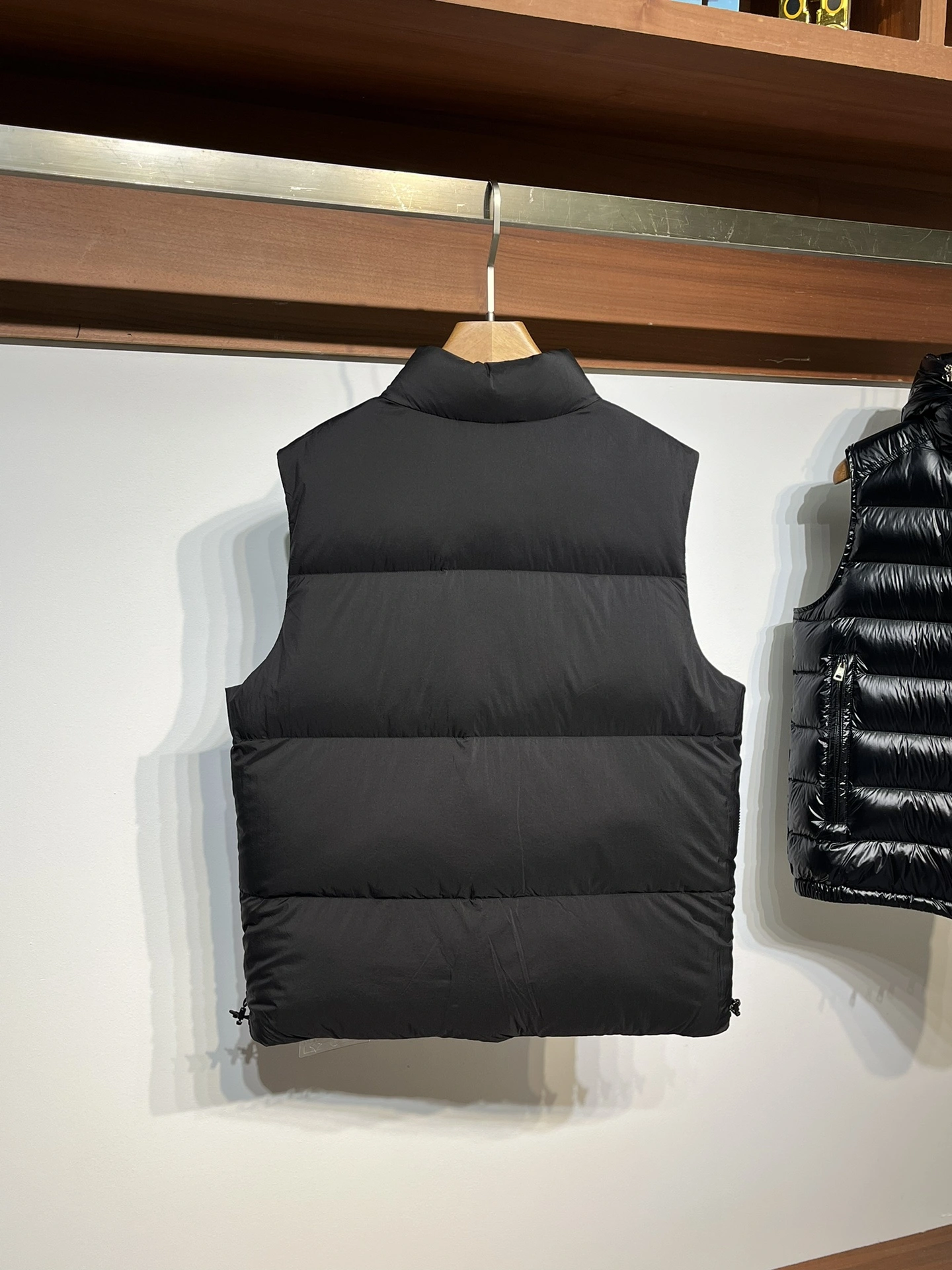 Louis Vuitton Down Jackets UrbanChic 139474