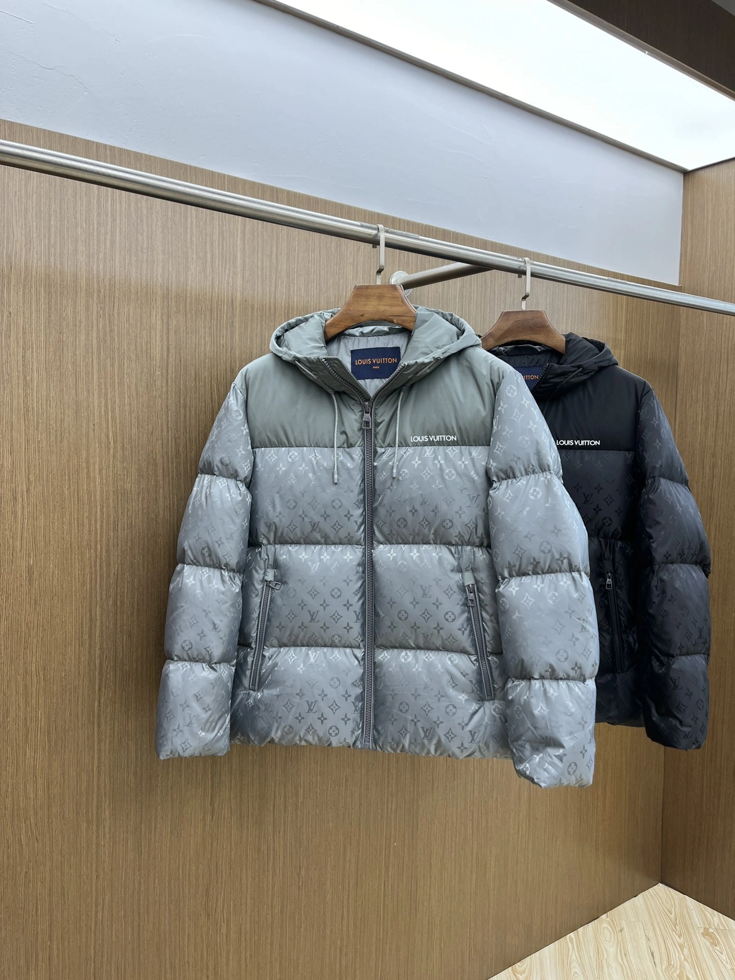 Trendsetting Louis Vuitton Down Jackets 139479