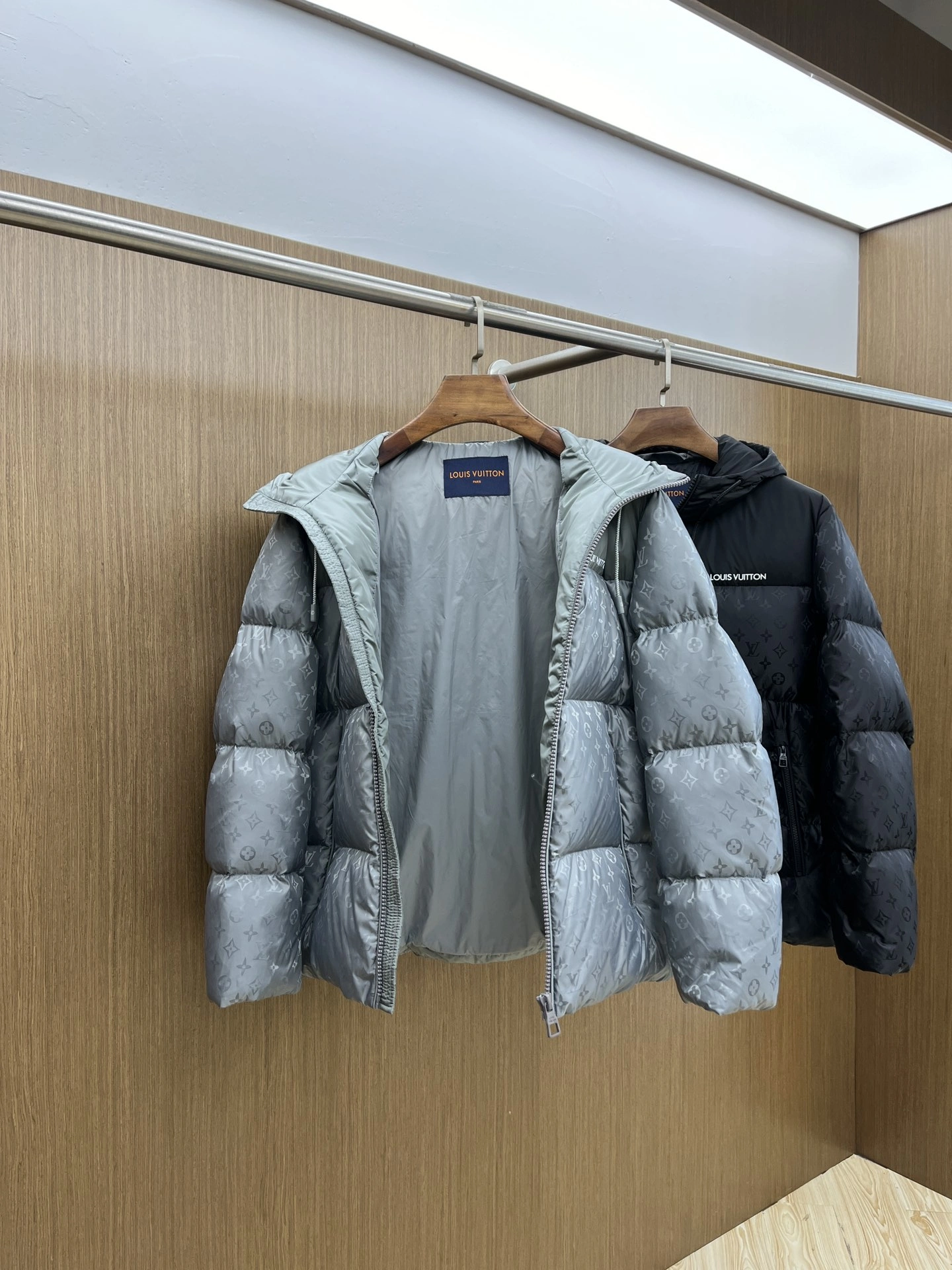 Trendsetting Louis Vuitton Down Jackets 139479