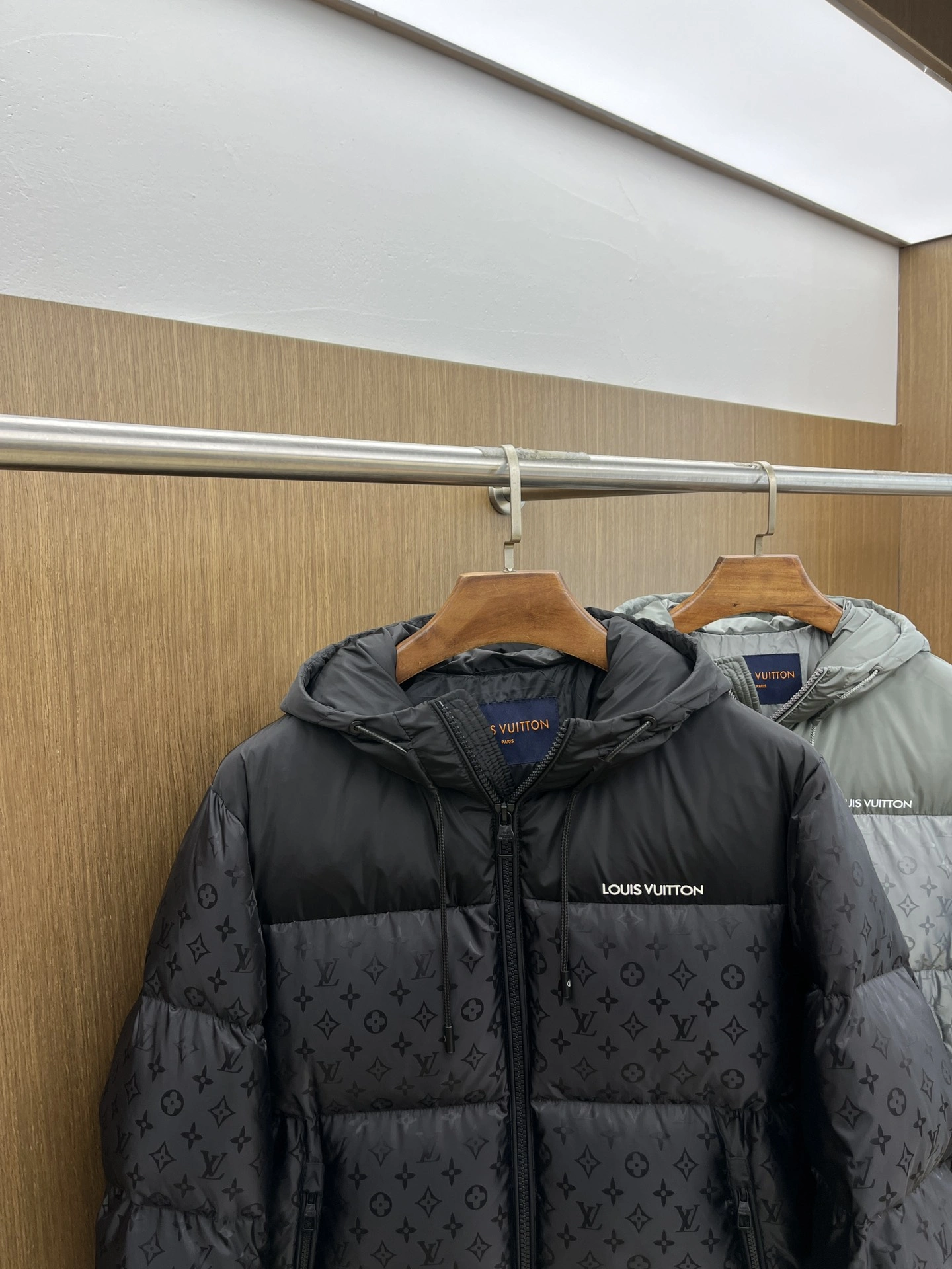 Refined Louis Vuitton Down Jackets 139472