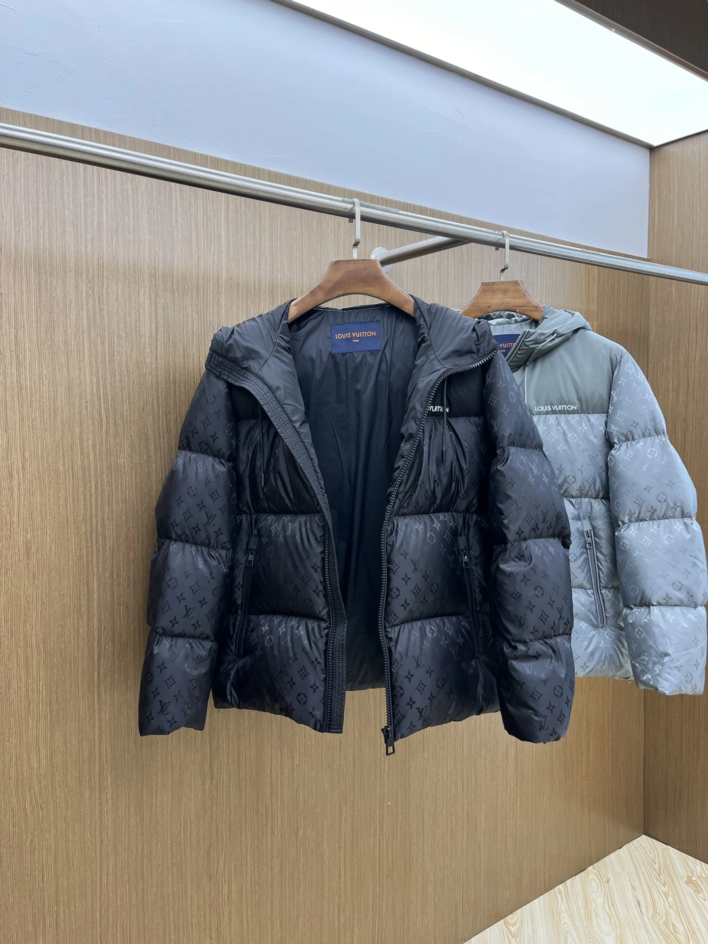 Refined Louis Vuitton Down Jackets 139472