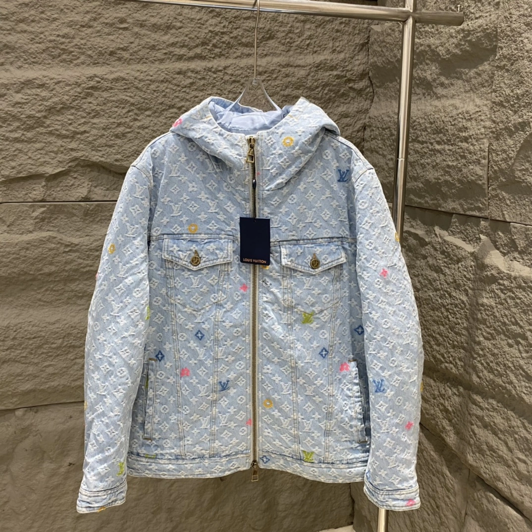 Comfortable Louis Vuitton Down Jackets 139475