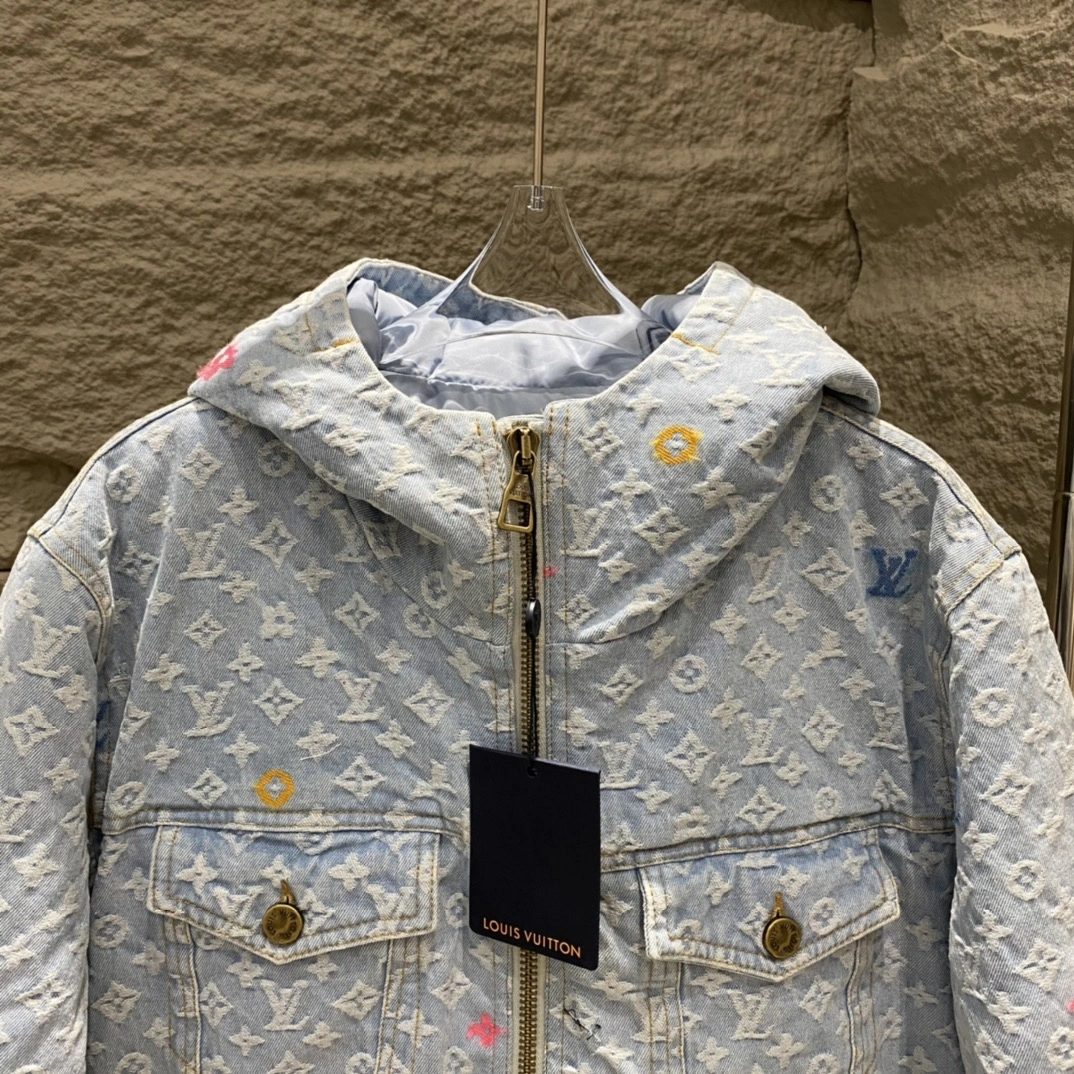 Comfortable Louis Vuitton Down Jackets 139475