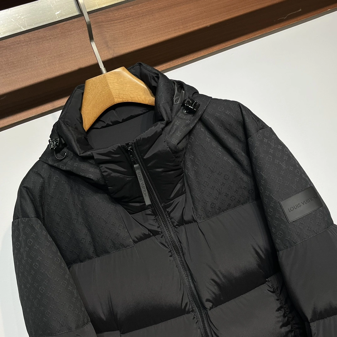 Casual Louis Vuitton Down Jackets 139467