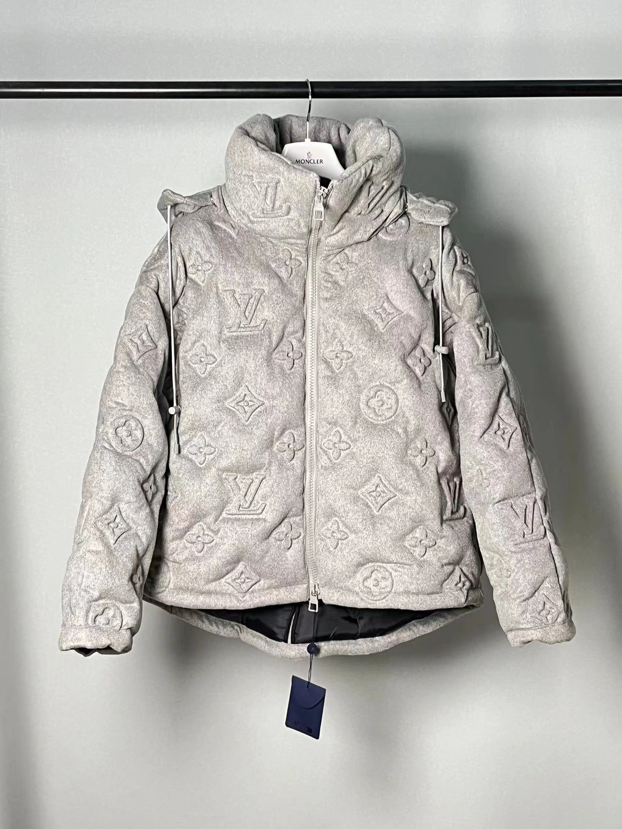 Louis Vuitton Down Jackets Breathable 139445