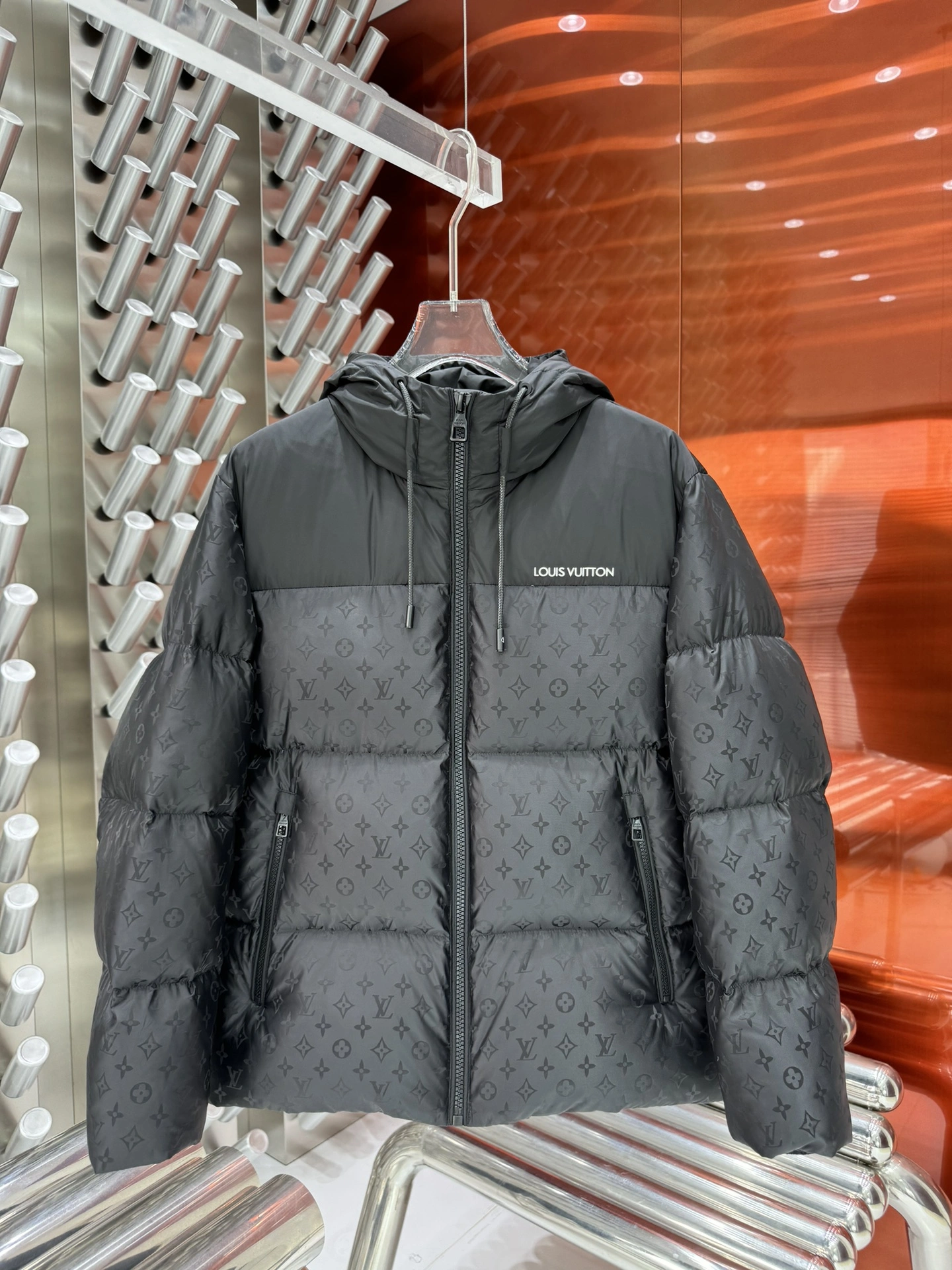 Louis Vuitton Down Jackets GoAnywhere 139450