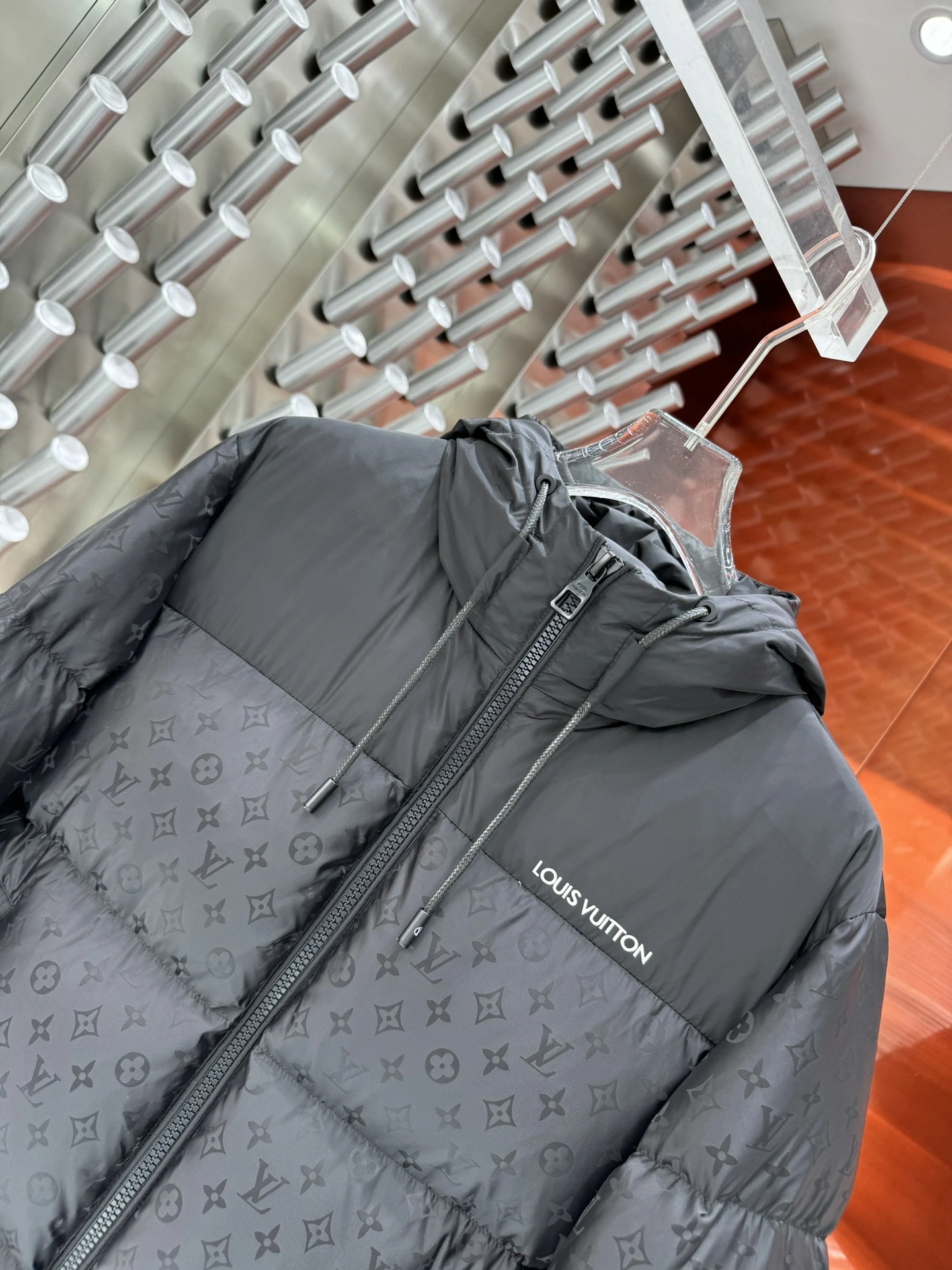 Louis Vuitton Down Jackets GoAnywhere 139450