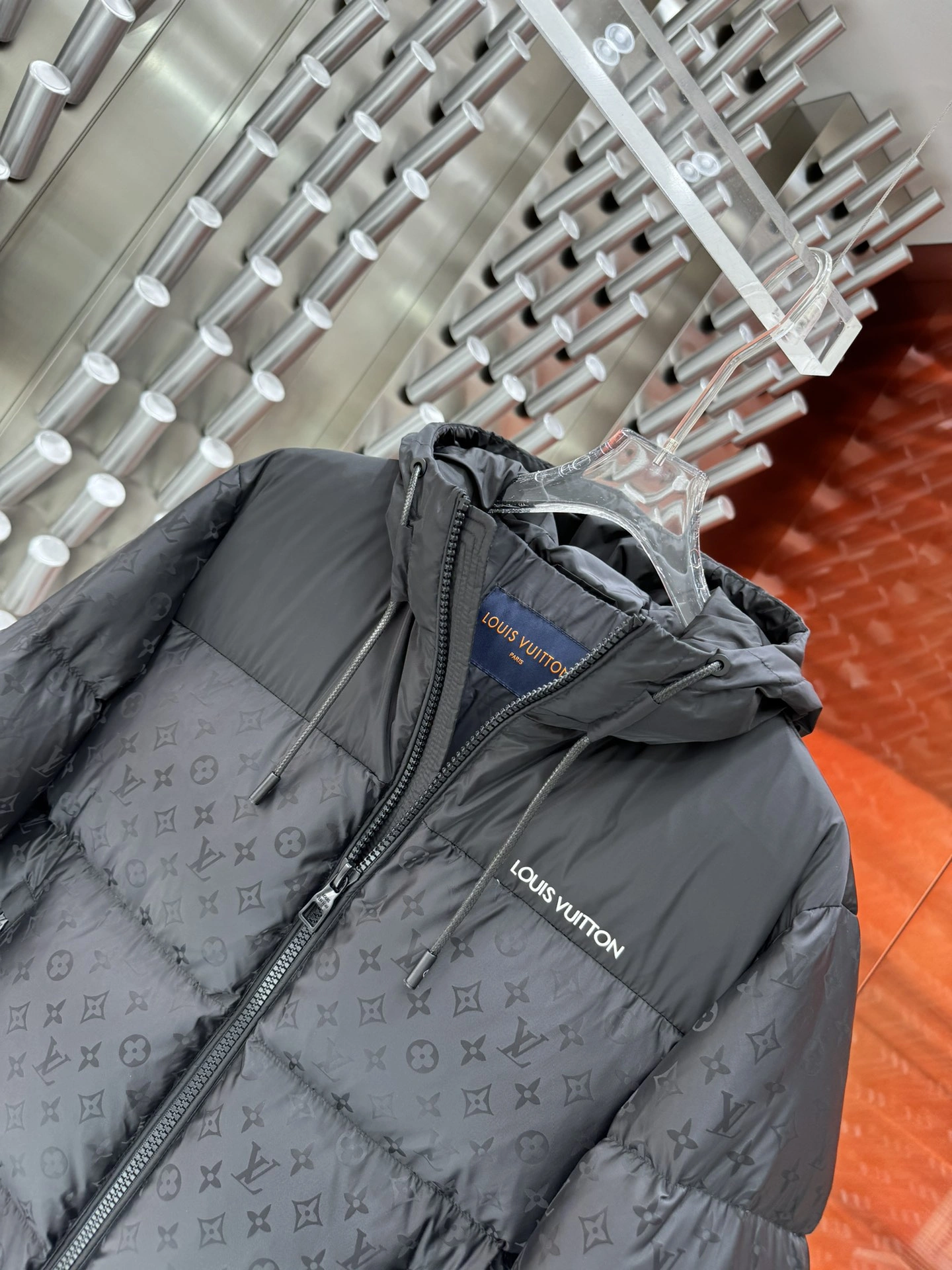 Louis Vuitton Down Jackets GoAnywhere 139450