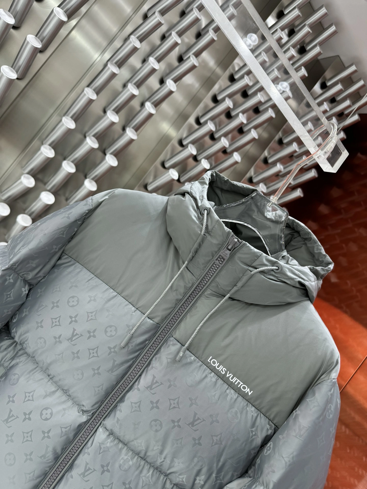 TopPick Louis Vuitton Down Jackets 139444
