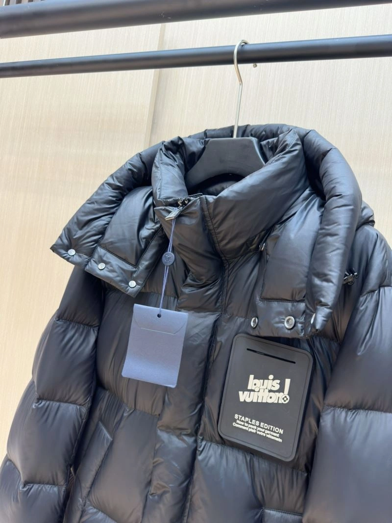 Lightweight Louis Vuitton Down Jackets 139405