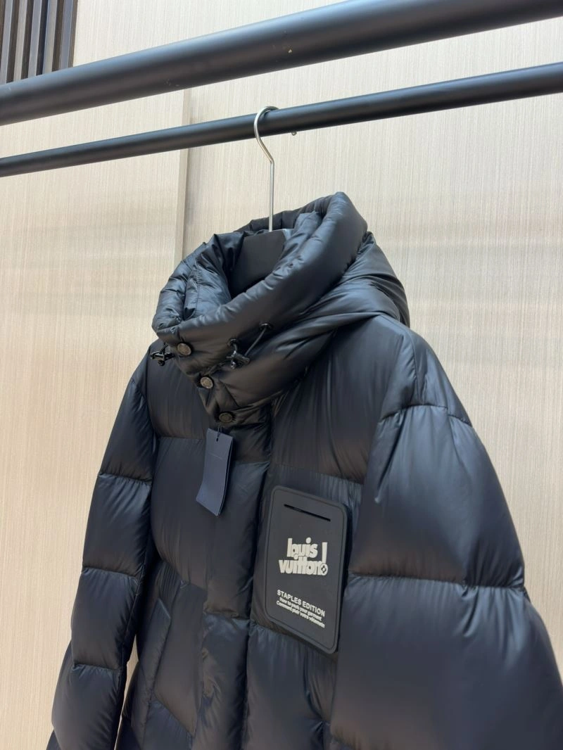 Lightweight Louis Vuitton Down Jackets 139405