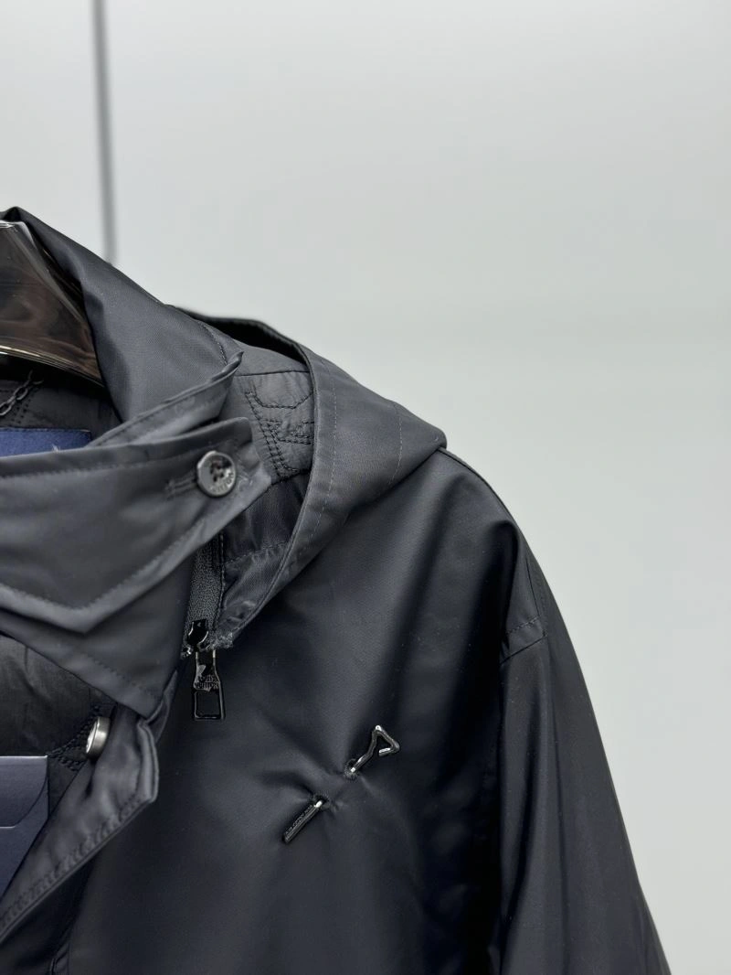 Sustainable Louis Vuitton Down Jackets 139392