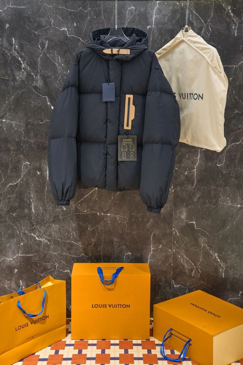 Louis Vuitton Down Jackets Durable 139380