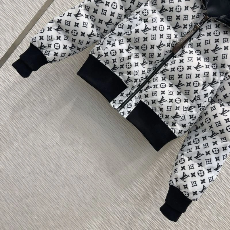 TopPick Louis Vuitton Down Jackets 139386
